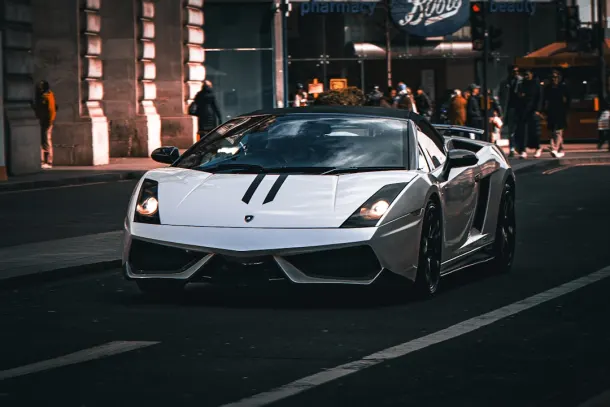 كازينو رويال آيس تطبيق أندرويد/آي أو إس